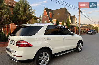 Позашляховик / Кросовер Mercedes-Benz M-Class 2012 в 