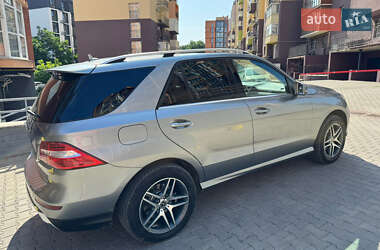 Внедорожник / Кроссовер Mercedes-Benz M-Class 2012 в 