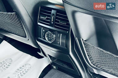 Внедорожник / Кроссовер Mercedes-Benz M-Class 2012 в 