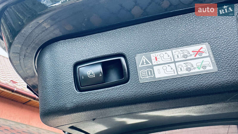 Внедорожник / Кроссовер Mercedes-Benz M-Class 2012 в Сваляве