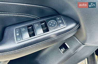 Внедорожник / Кроссовер Mercedes-Benz M-Class 2012 в 