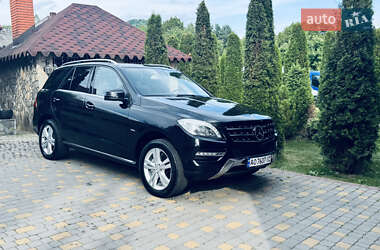 Внедорожник / Кроссовер Mercedes-Benz M-Class 2012 в 