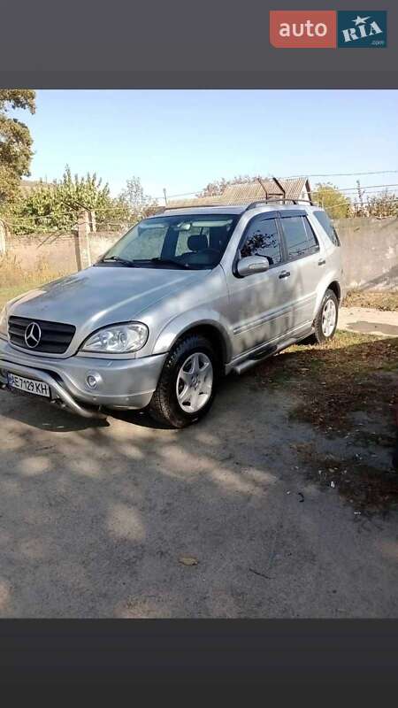 Позашляховик / Кросовер Mercedes-Benz M-Class 2002 в Павлограді