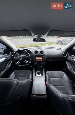 Внедорожник / Кроссовер Mercedes-Benz M-Class 2011 в 