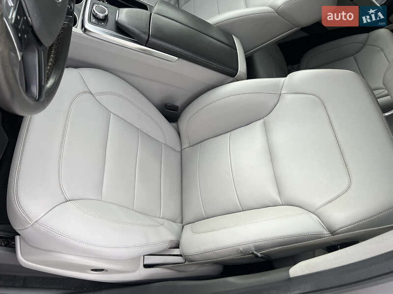 Внедорожник / Кроссовер Mercedes-Benz M-Class 2012 в Нововолынске
