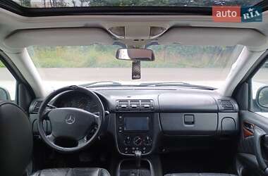 Позашляховик / Кросовер Mercedes-Benz M-Class 2001 в 