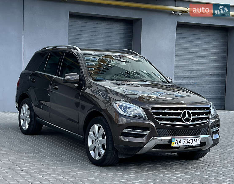 Внедорожник / Кроссовер Mercedes-Benz M-Class 2013 в Виннице