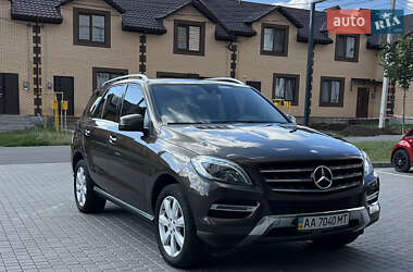 Внедорожник / Кроссовер Mercedes-Benz M-Class 2013 в 