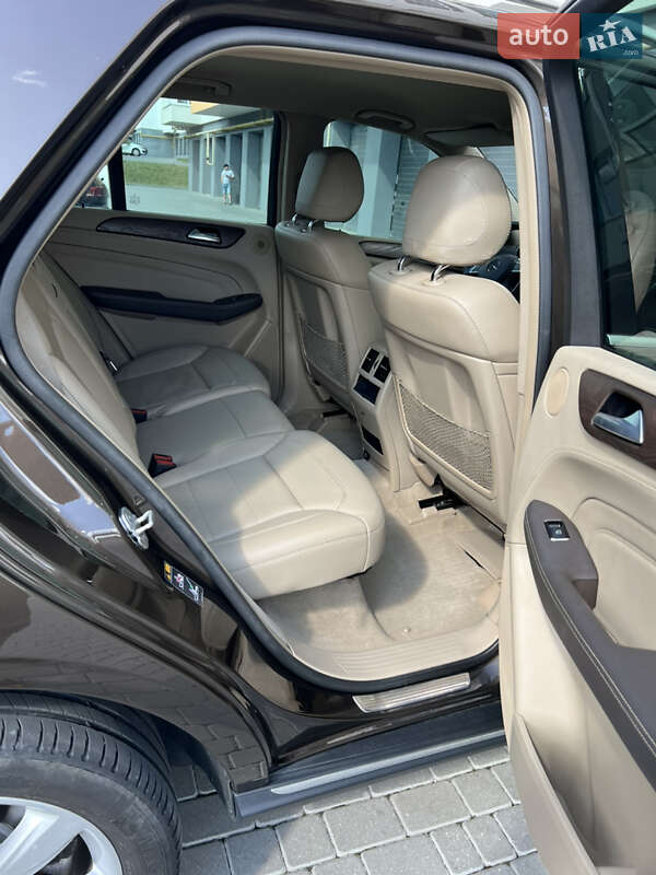 Внедорожник / Кроссовер Mercedes-Benz M-Class 2013 в Виннице