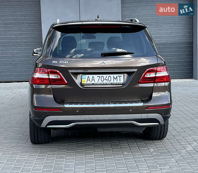 Внедорожник / Кроссовер Mercedes-Benz M-Class 2013 в Виннице