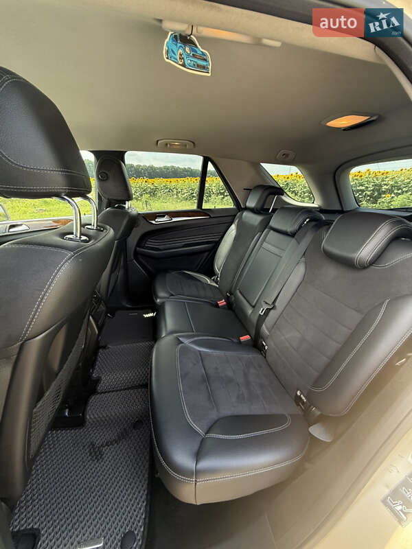 Позашляховик / Кросовер Mercedes-Benz M-Class 2011 в Конотопі