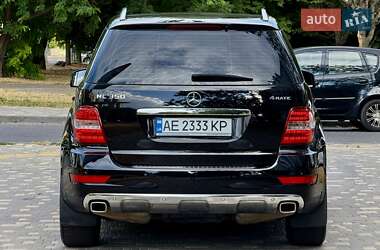 Внедорожник / Кроссовер Mercedes-Benz M-Class 2011 в 