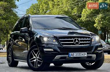 Mercedes-Benz M-Class 2011