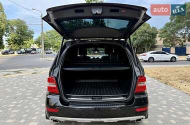 Внедорожник / Кроссовер Mercedes-Benz M-Class 2011 в 