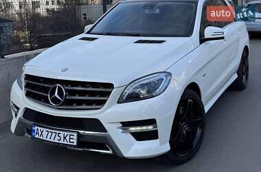 Mercedes-Benz M-Class 2012 Mercedes-Benz M-Class 2012