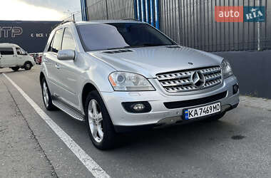 Внедорожник / Кроссовер Mercedes-Benz M-Class 2007 в 