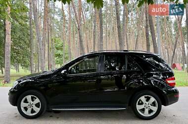 Позашляховик / Кросовер Mercedes-Benz M-Class 2010 в 