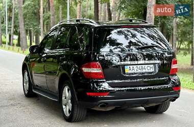 Позашляховик / Кросовер Mercedes-Benz M-Class 2010 в 