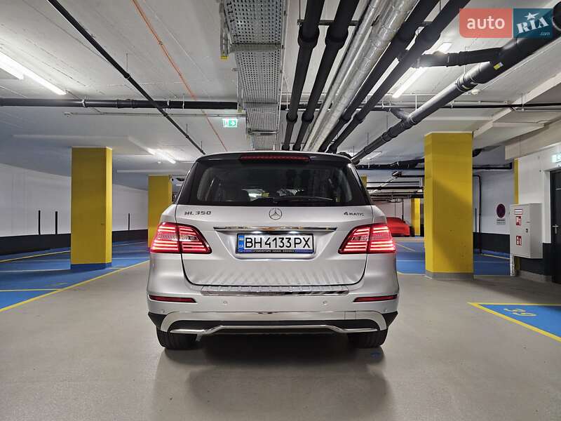 Внедорожник / Кроссовер Mercedes-Benz M-Class 2012 в Чопе