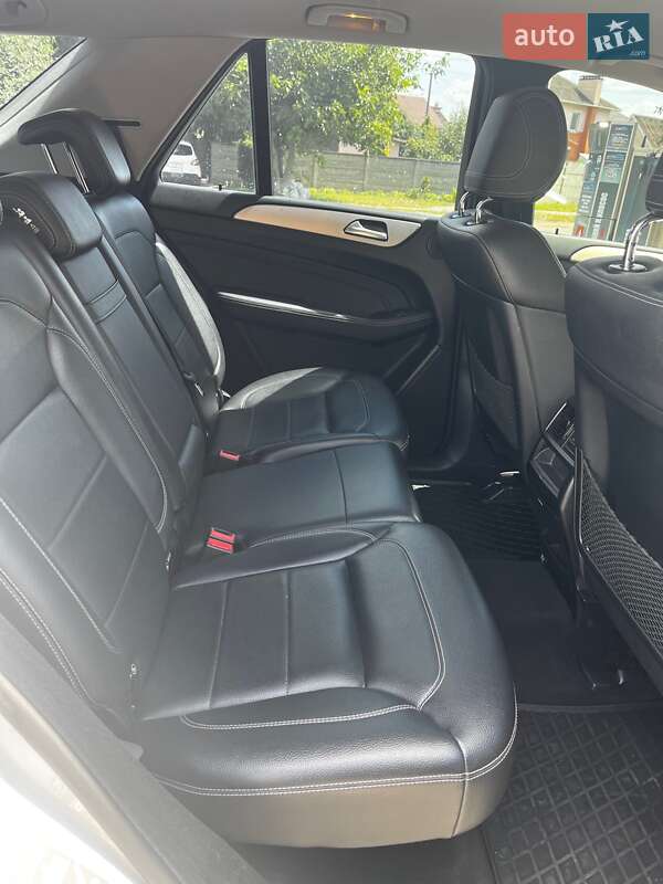 Внедорожник / Кроссовер Mercedes-Benz M-Class 2012 в Борисполе