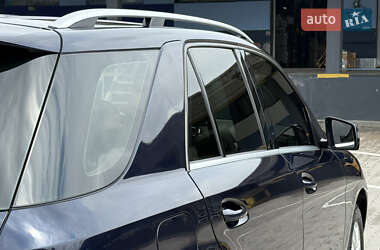 Позашляховик / Кросовер Mercedes-Benz M-Class 2014 в 