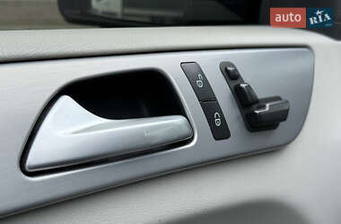 Позашляховик / Кросовер Mercedes-Benz M-Class 2014 в 