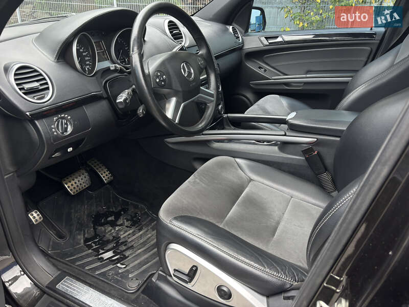 Позашляховик / Кросовер Mercedes-Benz M-Class 2010 в Києві
