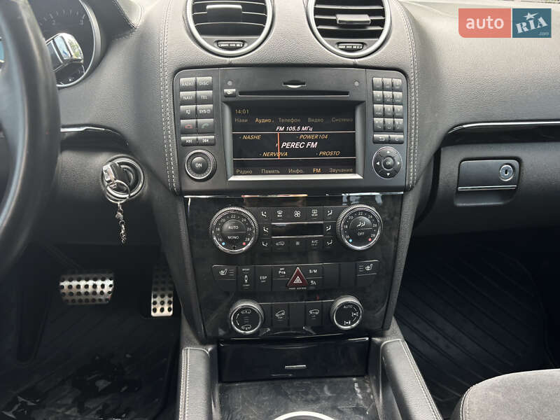Позашляховик / Кросовер Mercedes-Benz M-Class 2010 в Києві