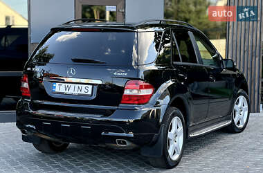 Внедорожник / Кроссовер Mercedes-Benz M-Class 2006 в 