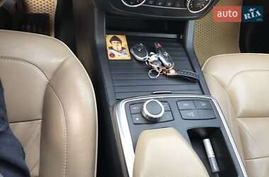 Внедорожник / Кроссовер Mercedes-Benz M-Class 2012 в 