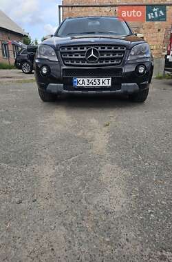 Позашляховик / Кросовер Mercedes-Benz M-Class 2009 в Фастові