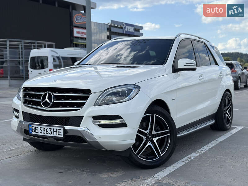 Mercedes-Benz M-Class 2012