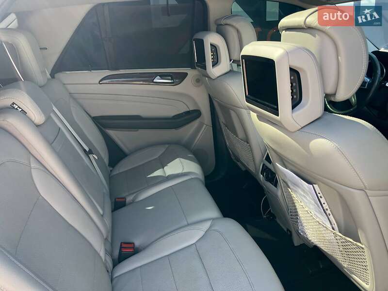 Позашляховик / Кросовер Mercedes-Benz M-Class 2013 в Львові