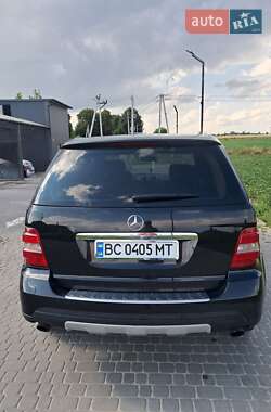 Внедорожник / Кроссовер Mercedes-Benz M-Class 2006 в 