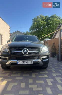 Внедорожник / Кроссовер Mercedes-Benz M-Class 2014 в 