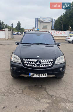 Позашляховик / Кросовер Mercedes-Benz M-Class 2008 в Кривому Розі