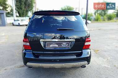 Внедорожник / Кроссовер Mercedes-Benz M-Class 2007 в 