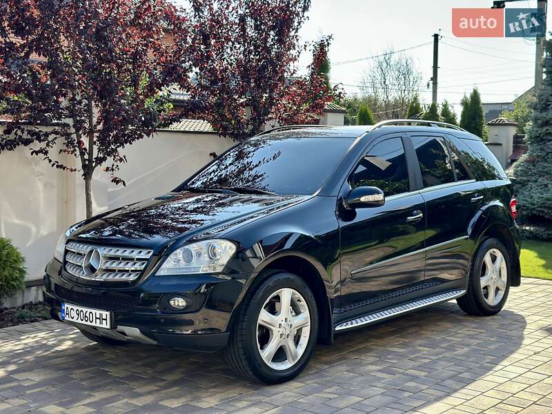 Внедорожник / Кроссовер Mercedes-Benz M-Class 2007 в 