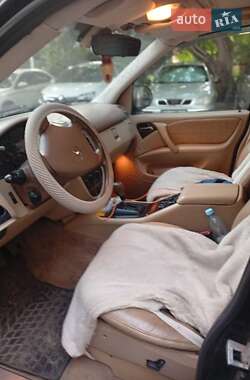 Внедорожник / Кроссовер Mercedes-Benz M-Class 2001 в 