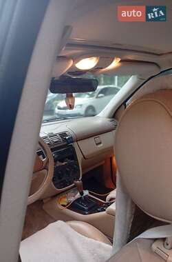 Внедорожник / Кроссовер Mercedes-Benz M-Class 2001 в 