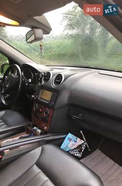 Внедорожник / Кроссовер Mercedes-Benz M-Class 2008 в 