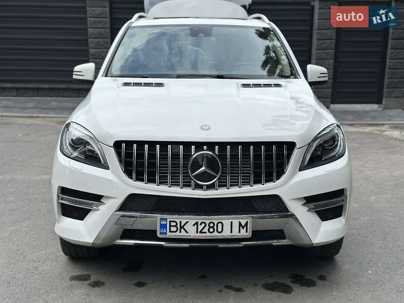 Mercedes-Benz M-Class 2015