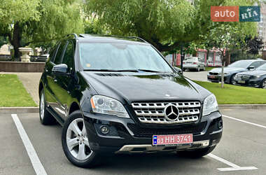 Mercedes-Benz M-Class 2011 Mercedes-Benz M-Class 2011