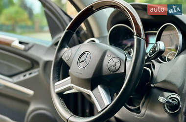 Внедорожник / Кроссовер Mercedes-Benz M-Class 2011 в 