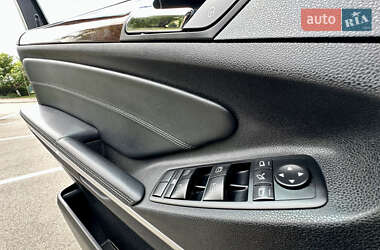 Внедорожник / Кроссовер Mercedes-Benz M-Class 2011 в 
