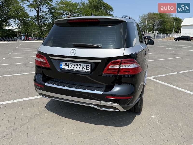Внедорожник / Кроссовер Mercedes-Benz M-Class 2013 в Одессе