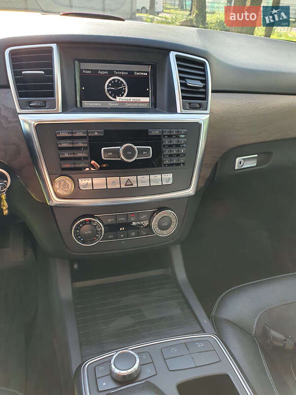 Внедорожник / Кроссовер Mercedes-Benz M-Class 2012 в Львове