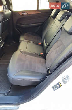 Внедорожник / Кроссовер Mercedes-Benz M-Class 2012 в 