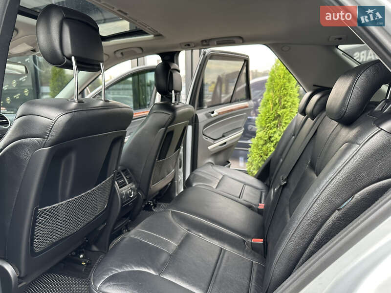 Внедорожник / Кроссовер Mercedes-Benz M-Class 2010 в Харькове