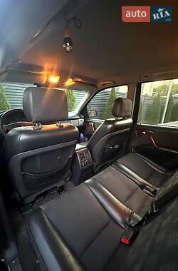 Внедорожник / Кроссовер Mercedes-Benz M-Class 2004 в 